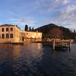 Sailor's House גארדה